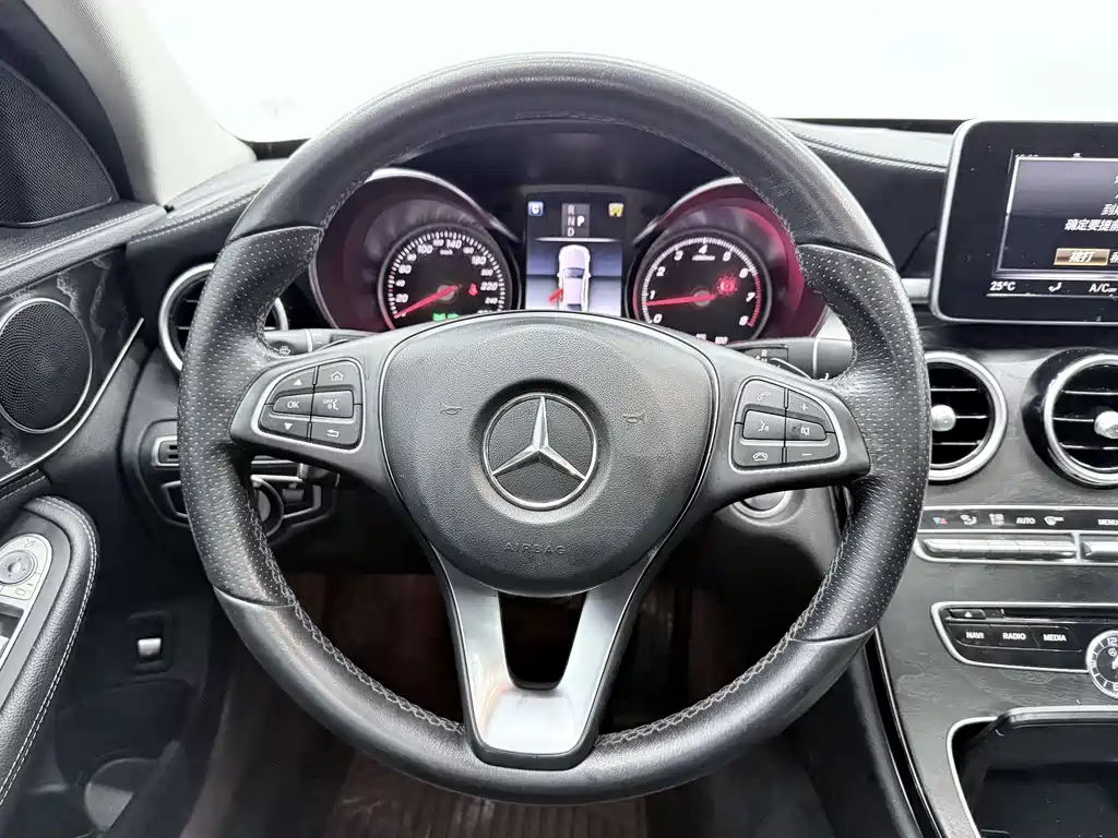 Mercedes-Benz C-Class 2018 — фото 12