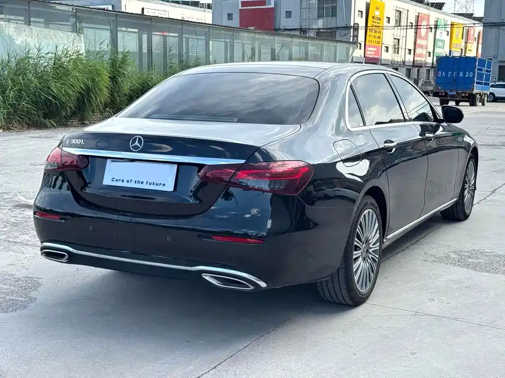Mercedes-Benz E-Class 2021 — фото 8
