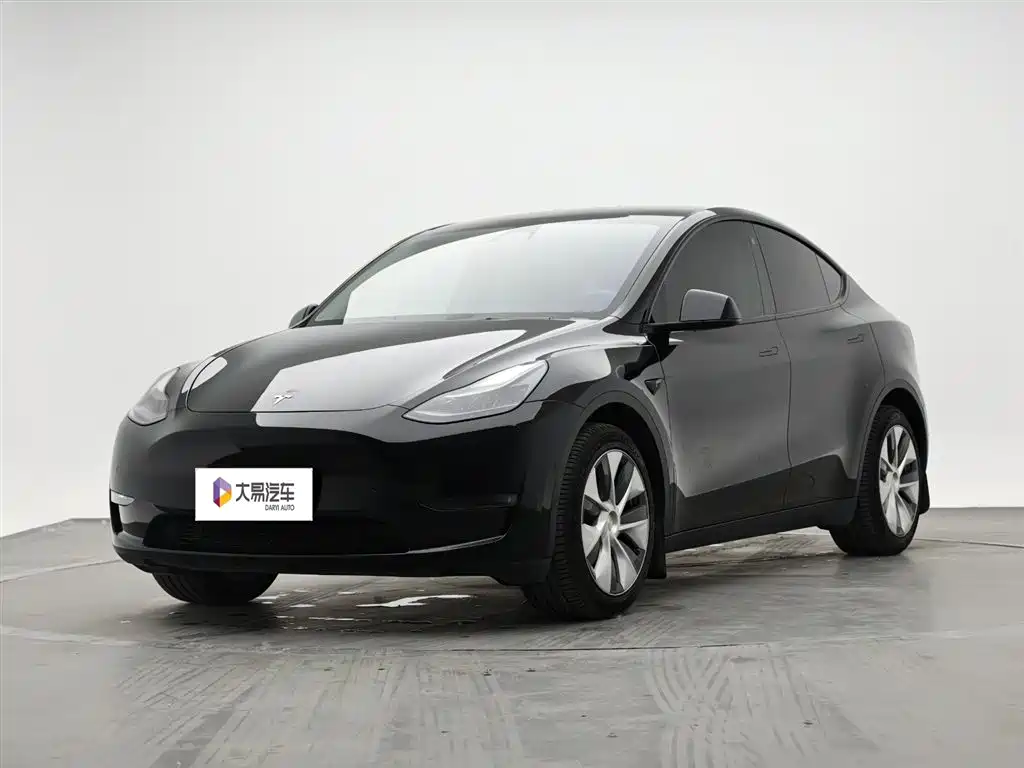 Tesla Model Y 2023 — фото 1