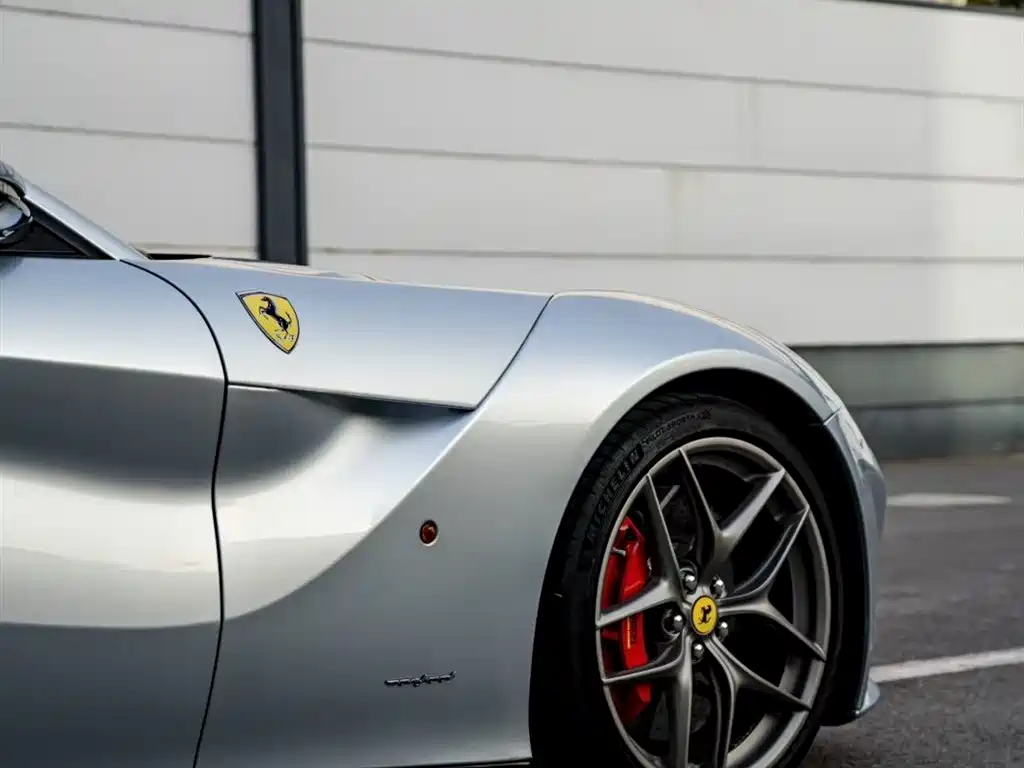 Ferrari F12berlinetta 2014 — фото 5