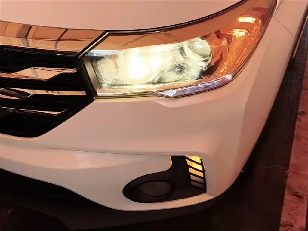 GAC Motor Trumpchi GS4 2018 — фото 24