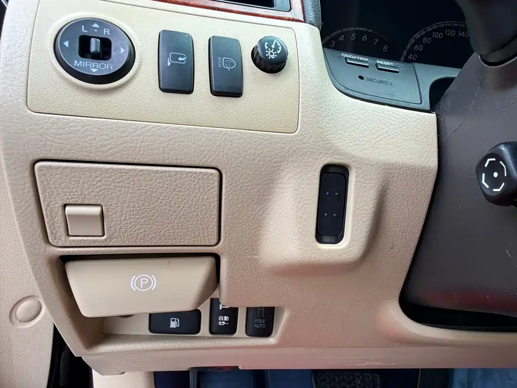 Toyota Crown 2007 — фото 18