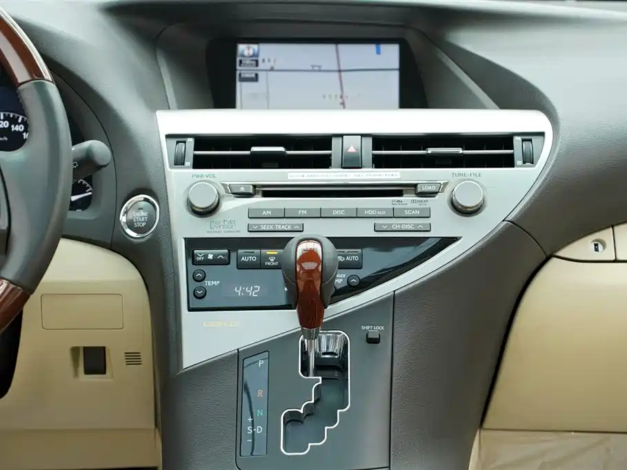 Lexus RX Classic 2009 — фото 17