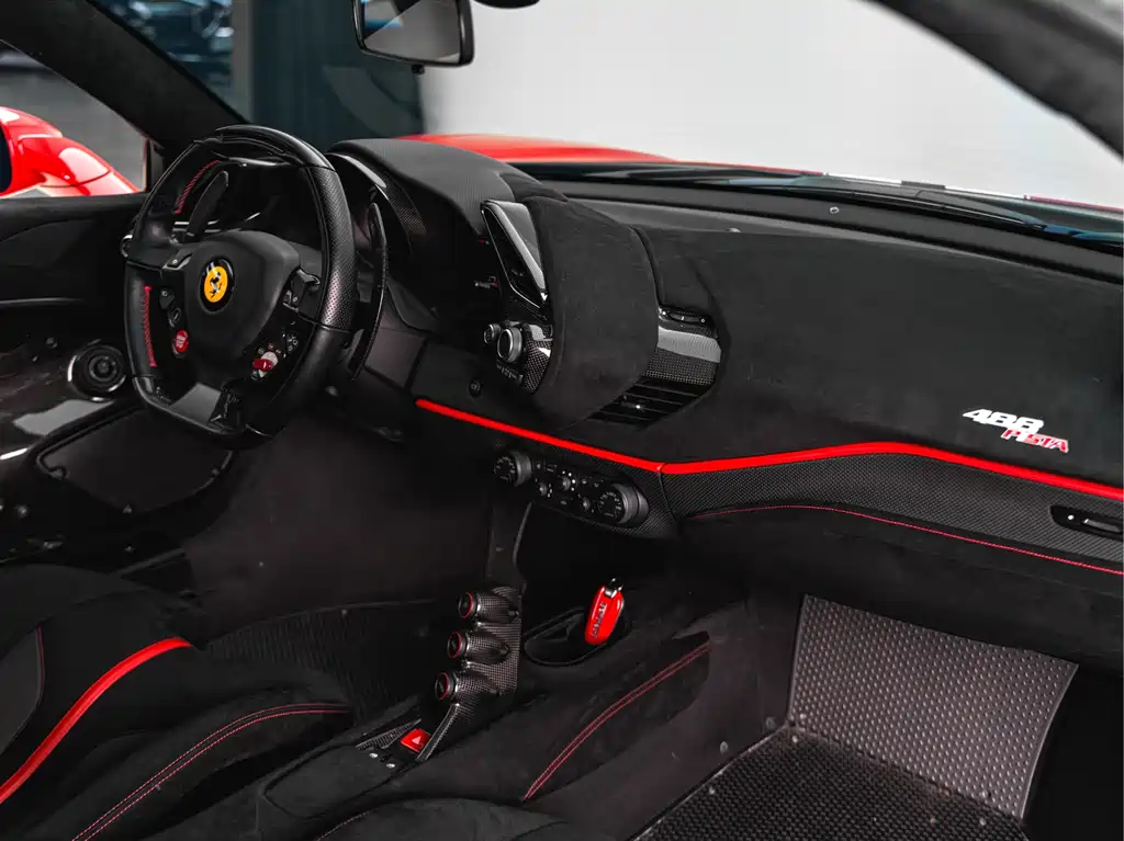 Ferrari 488 2020 — фото 28