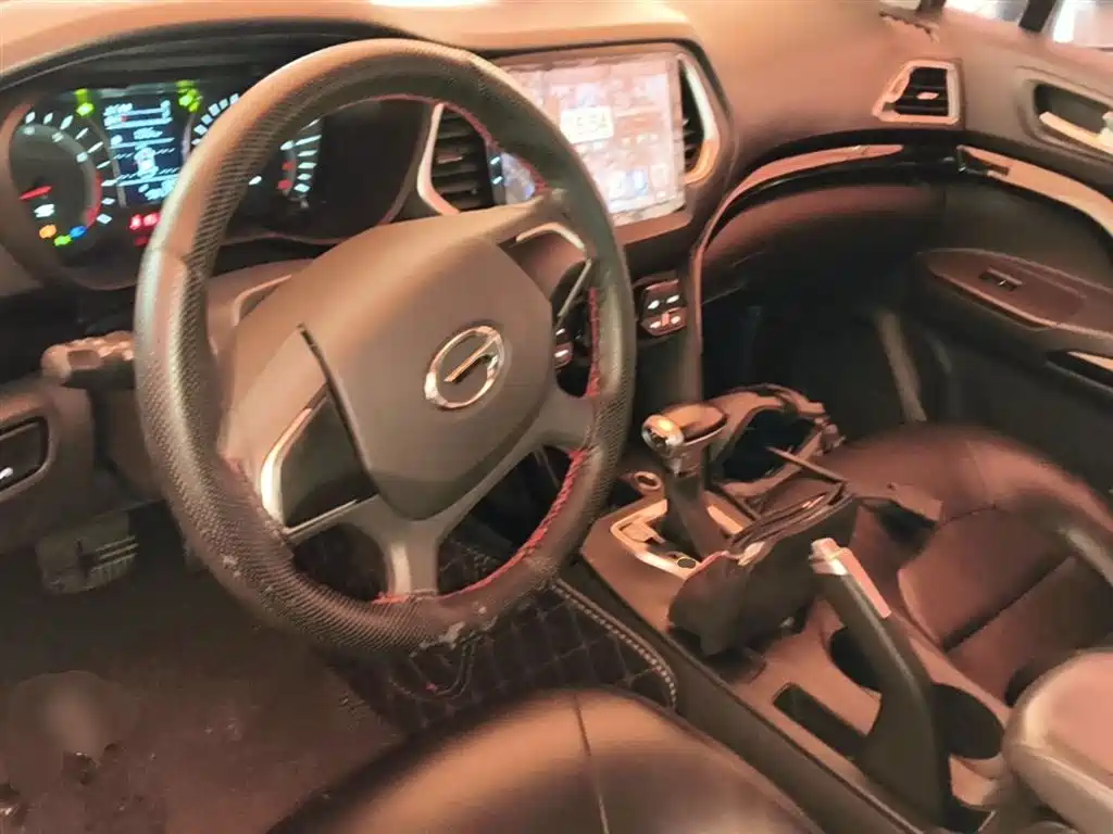 GAC Motor Trumpchi GS4 2018 — фото 10