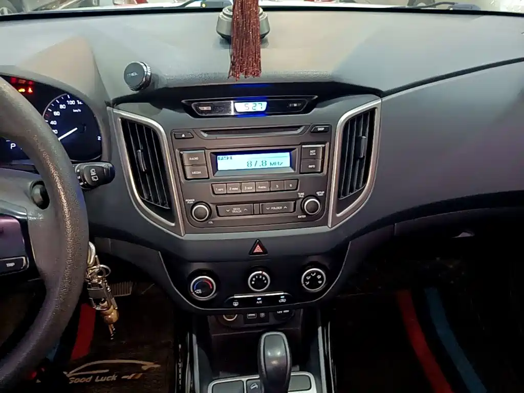 Hyundai ix25 2016 — фото 13
