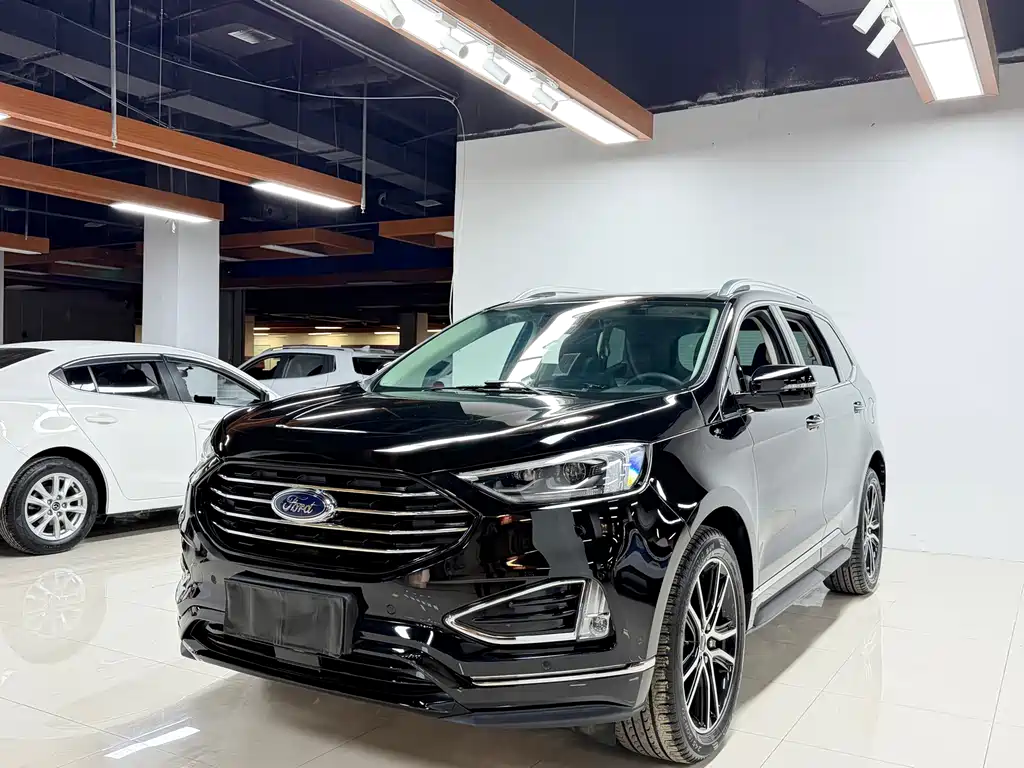 Ford Edge 2020 — фото 1