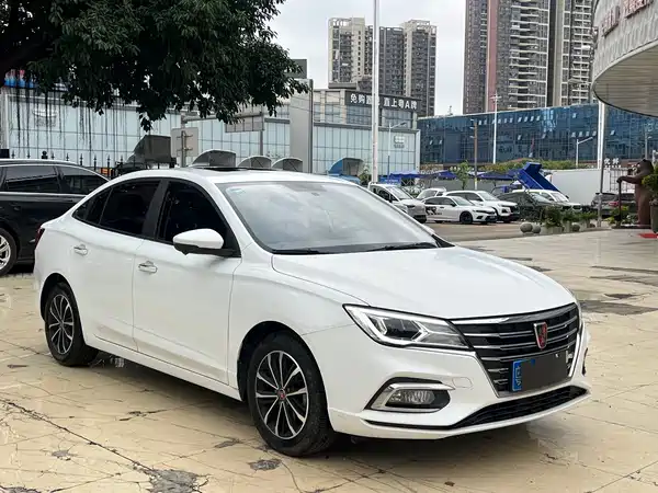 Roewe i5 2020