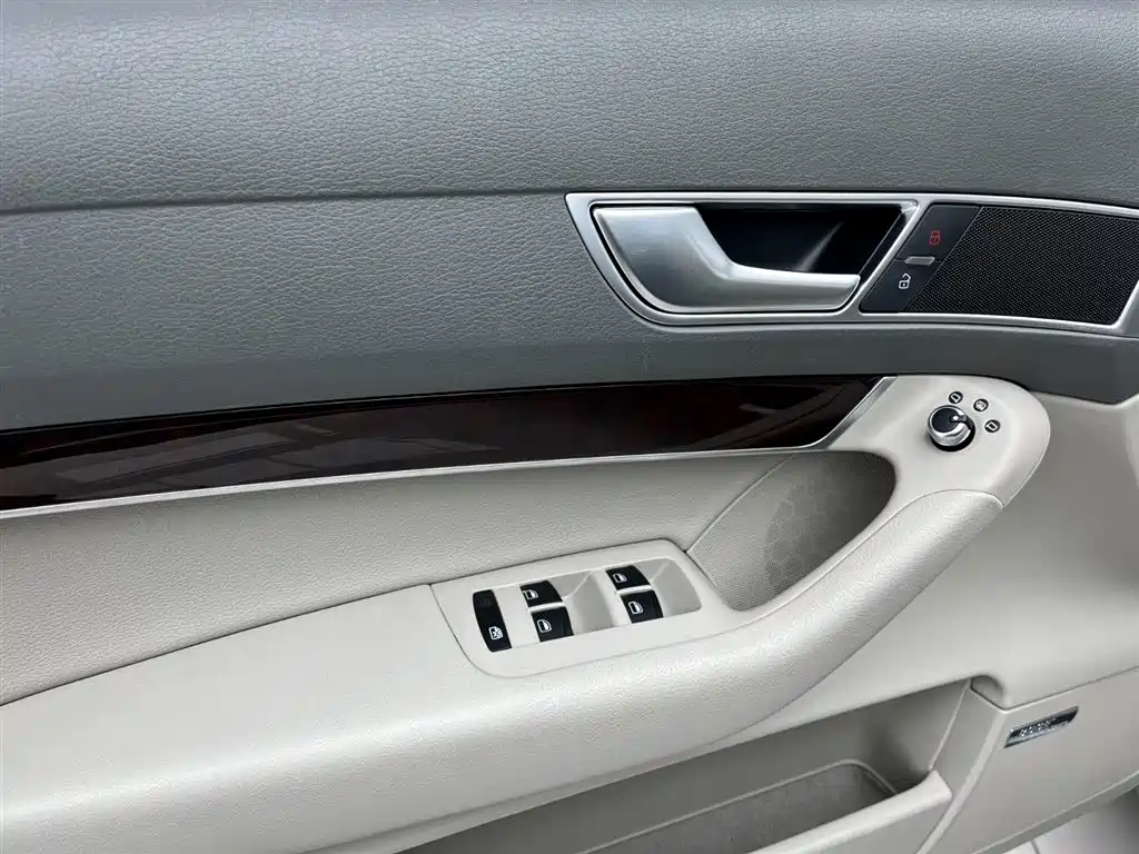 Audi A6L 2009 — фото 18