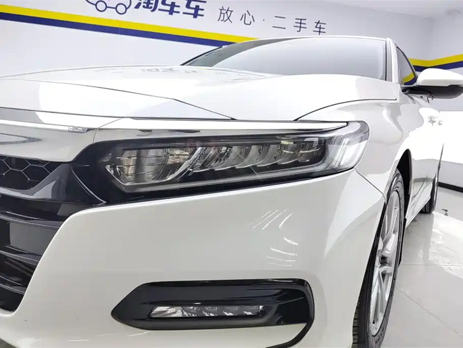 Honda Accord 2018 — фото 5