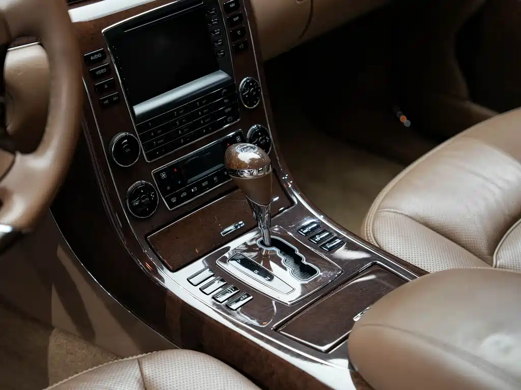 Maybach Maybach 2012 — фото 19