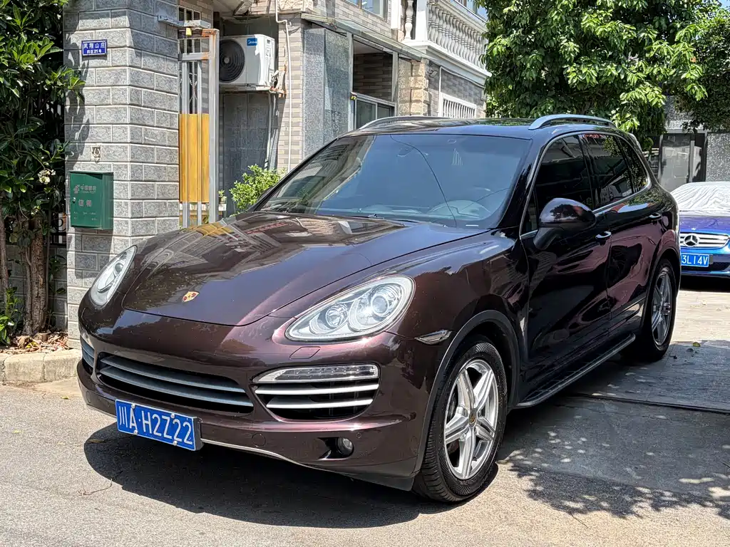 Porsche Cayenne 2014 — фото 1