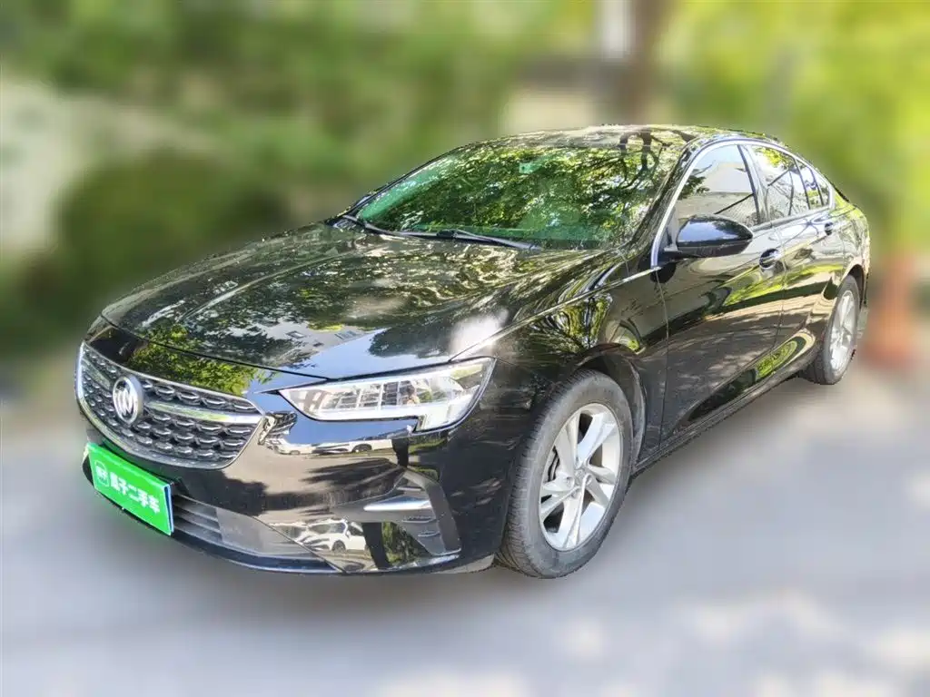 Buick Regal 2022 — фото 1