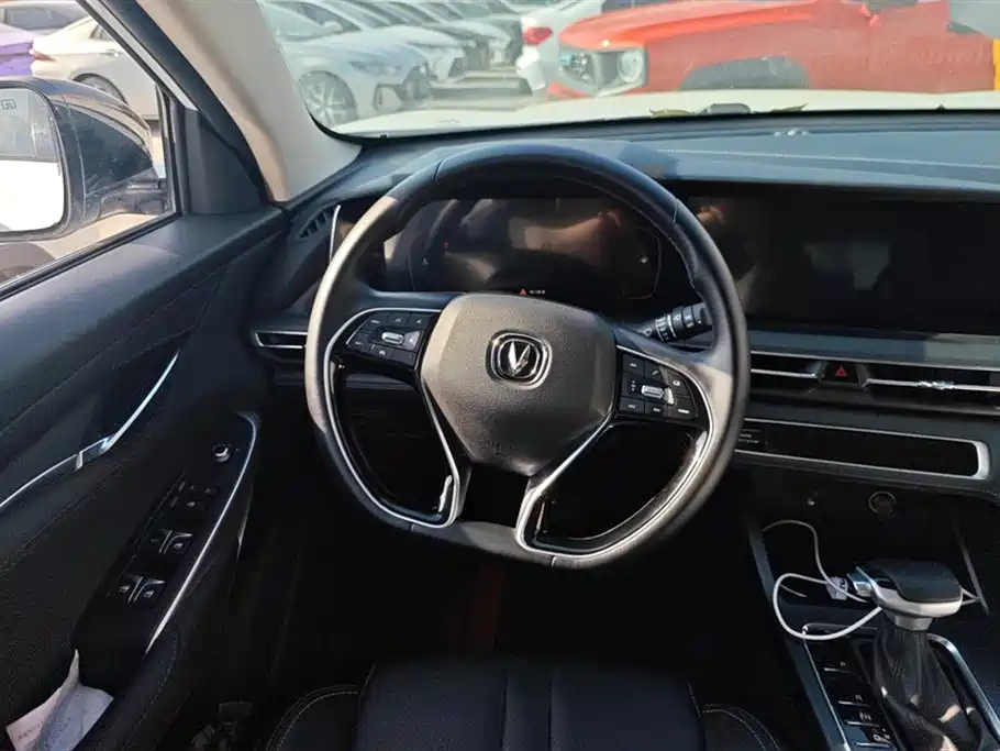 Changan CS75 PLUS 2020 — фото 15