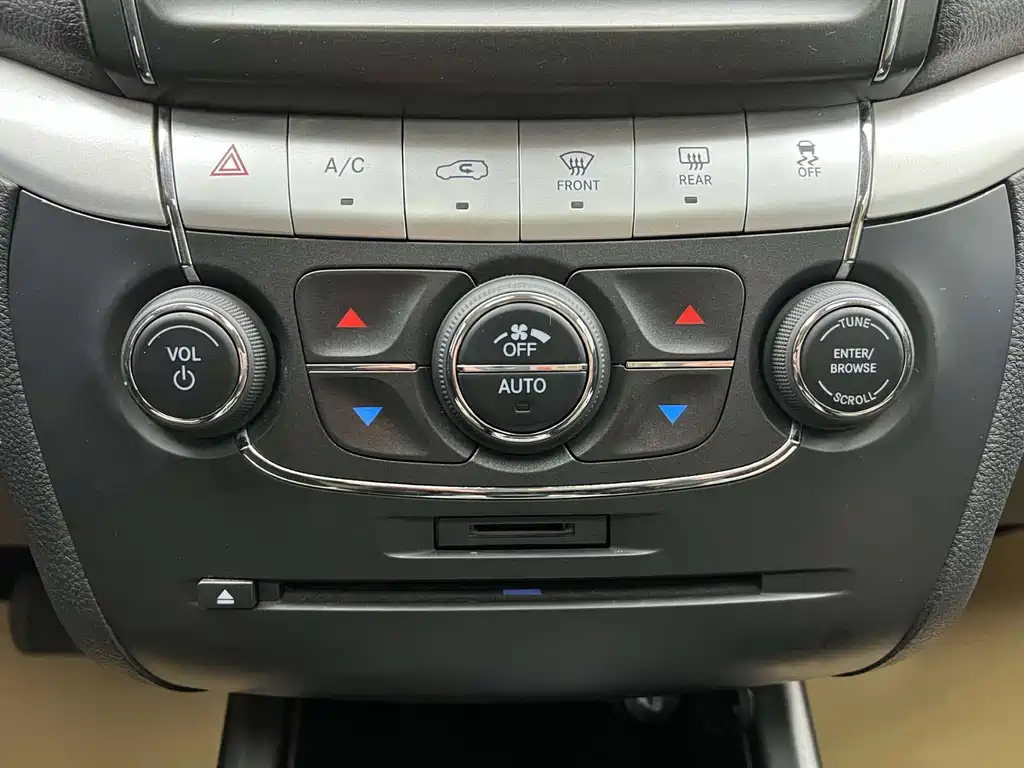 Dodge Coolwei 2015 — фото 17