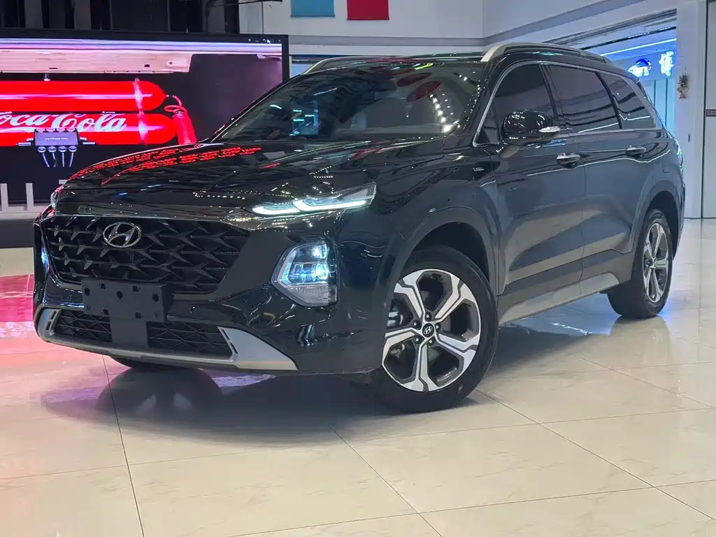 Hyundai Santa Fe 2023
