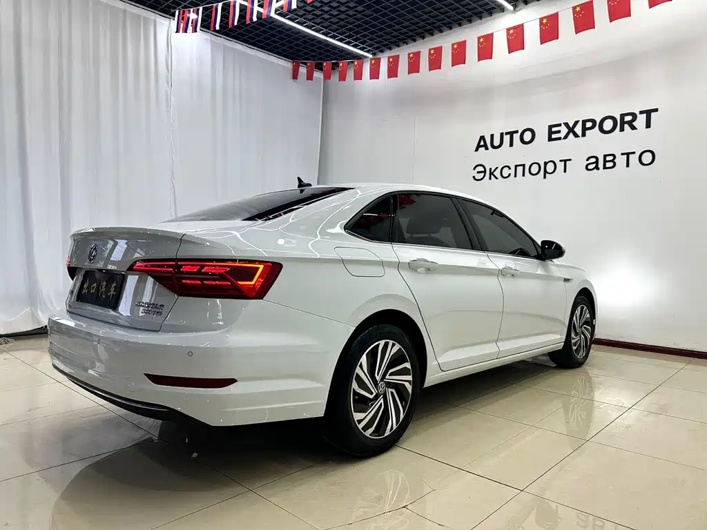 Volkswagen Sagitar 2022