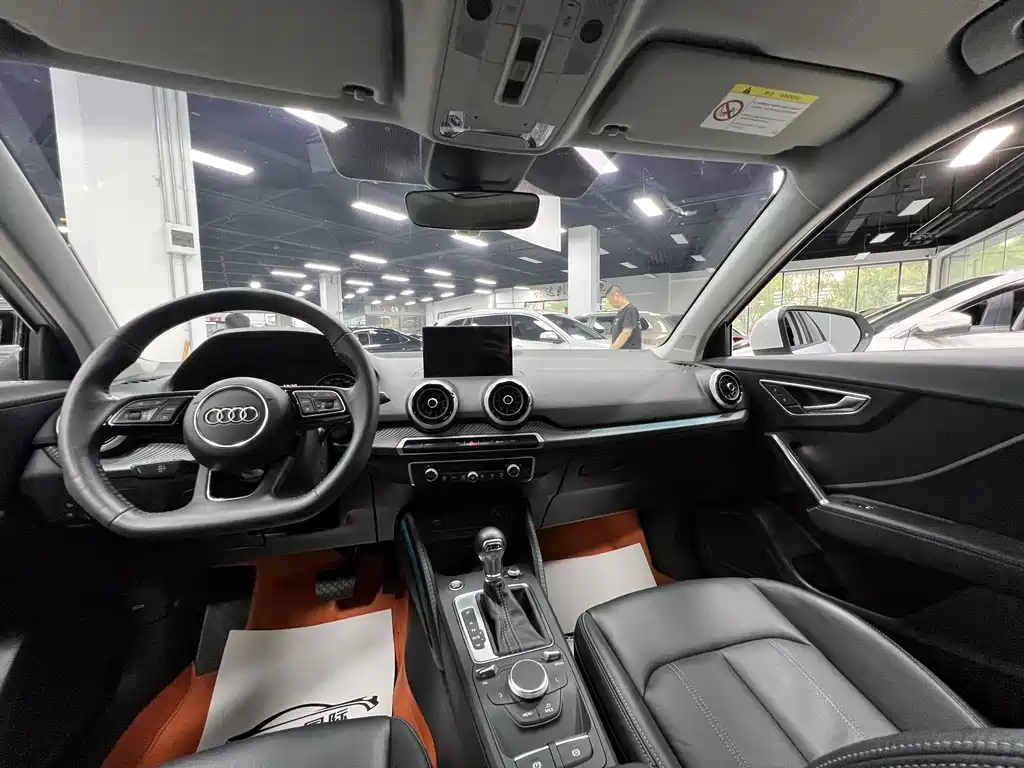 Audi Q2L 2022