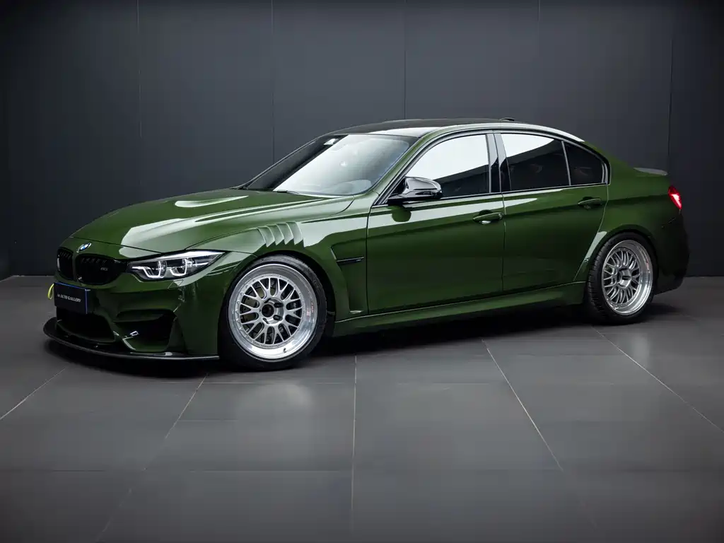 BMW M3 2019 — фото 1