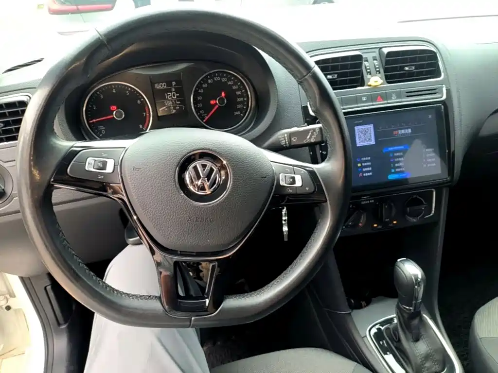 Volkswagen Polo 2019 — фото 10
