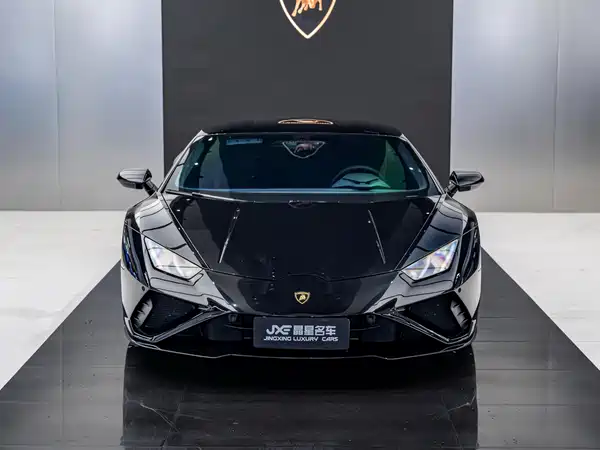 Lamborghini Huracan 2022