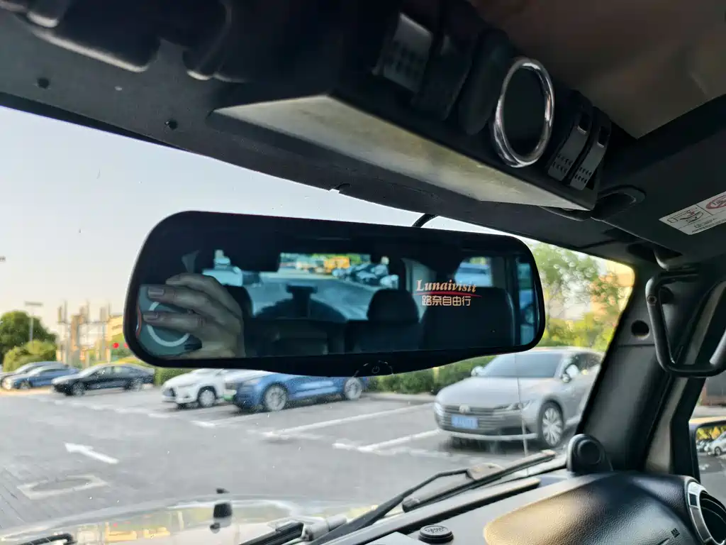 Jeep Wrangler 2014 — фото 24