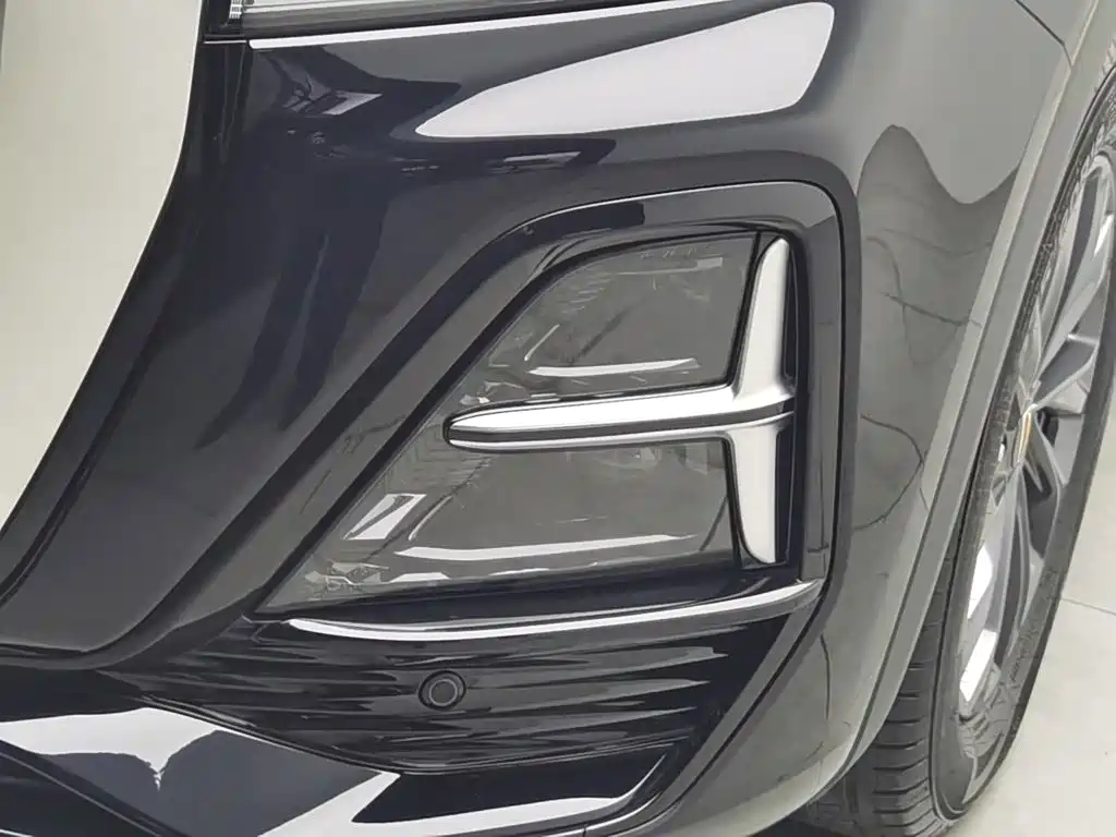 Hongqi HS5 2024