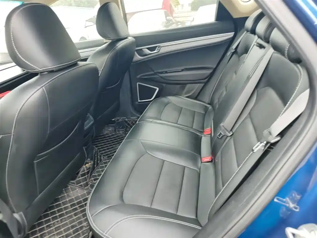 Geely Emgrand GS 2020 — фото 17