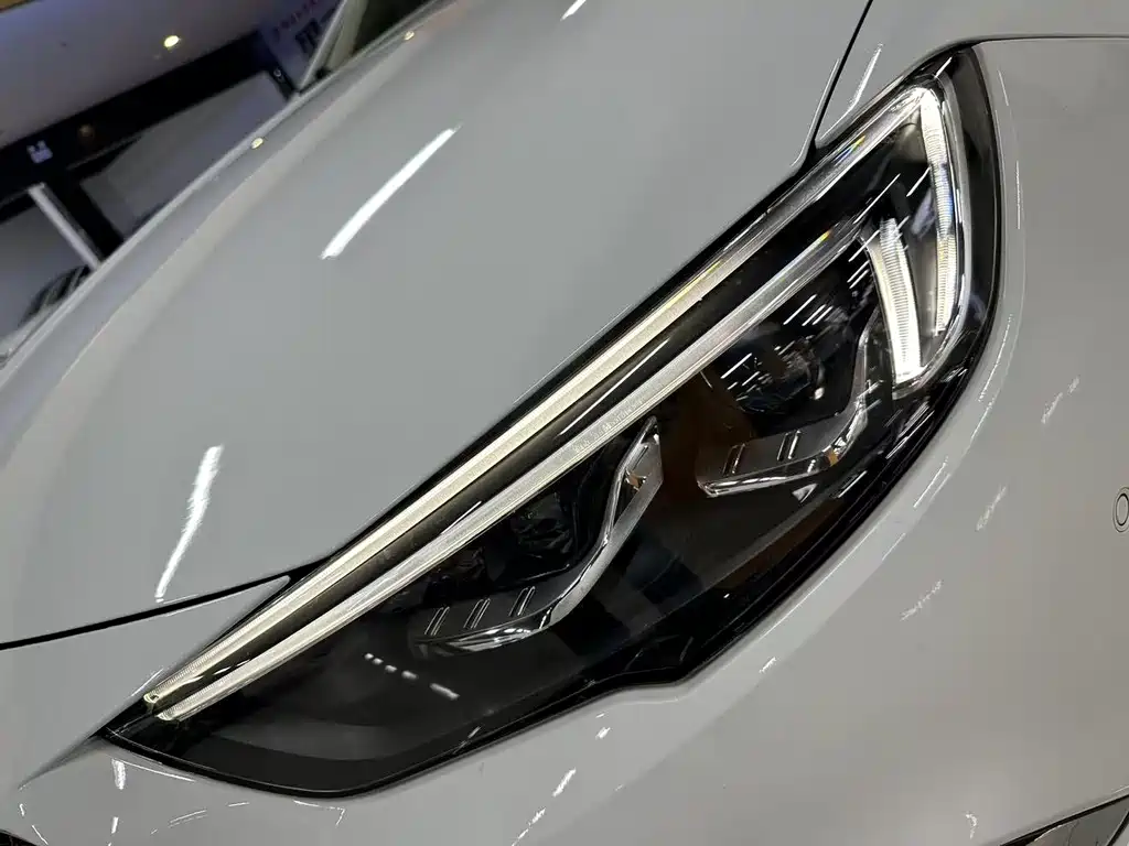 Buick Regal 2018 — фото 14