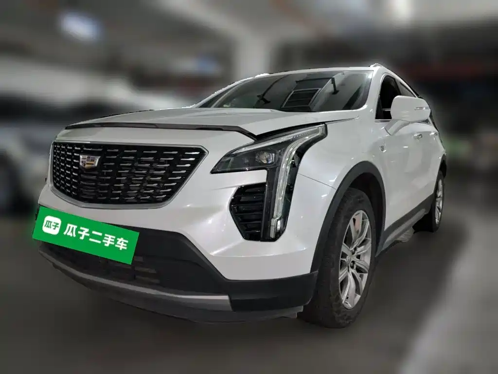 Cadillac XT4 2021 — фото 1