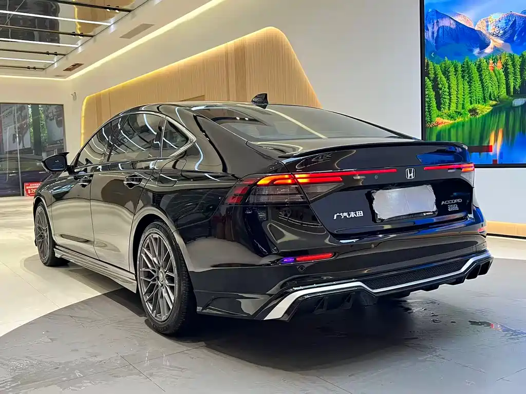 Honda Accord 2023 — фото 20