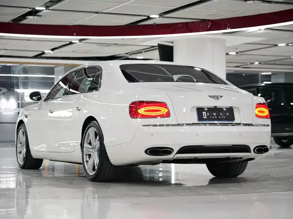 Bentley Flying Spur 2014