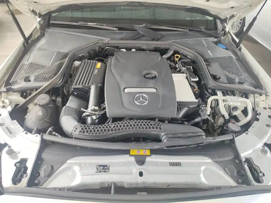 Mercedes-Benz C-Class 2017 — фото 10