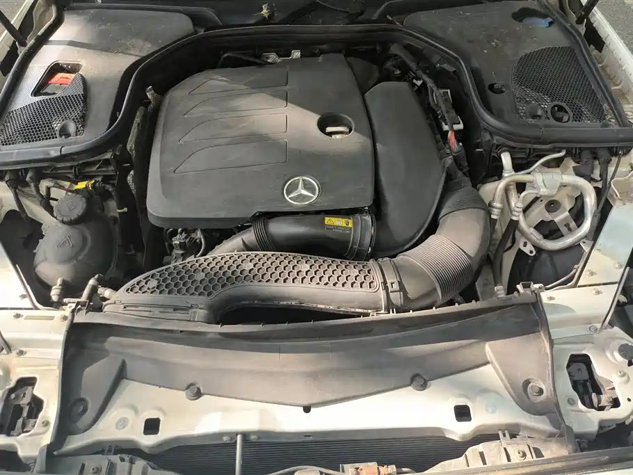 Mercedes-Benz E-Class 2019 — фото 10