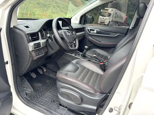 Dongfeng Fengxing SX6 2020