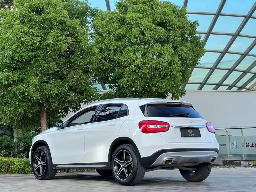 Mercedes-Benz GLA 2016 — фото 30