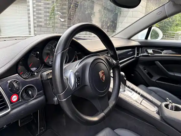 Porsche Panamera 2010