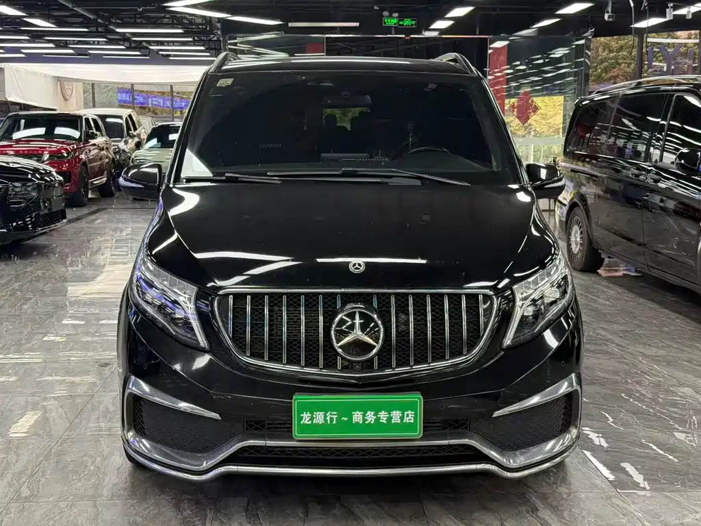 Mercedes-Benz V-Class 2020 — фото 2