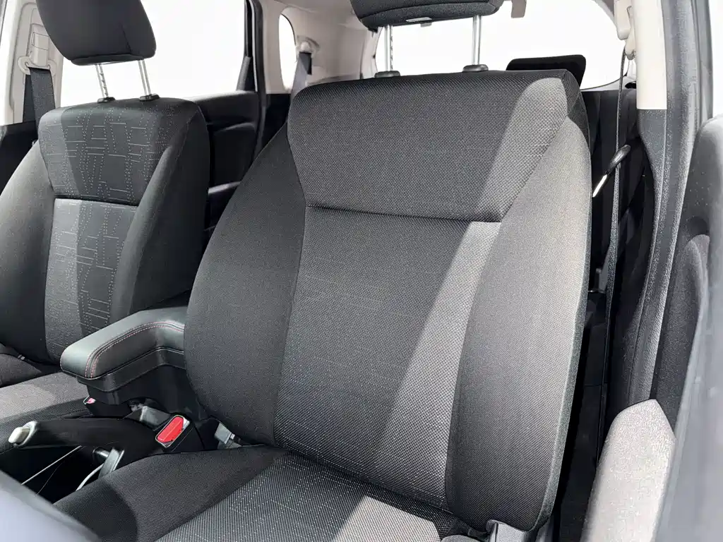 Honda Fit 2018 — фото 16