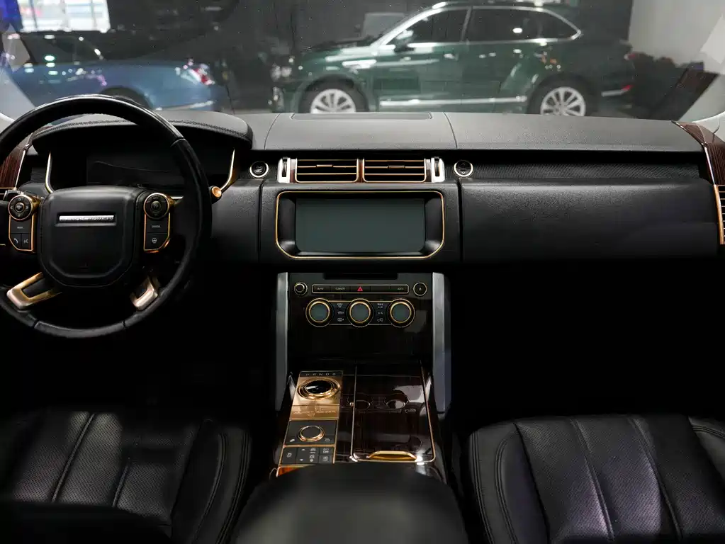 Land Rover Range Rover 2017 — фото 21