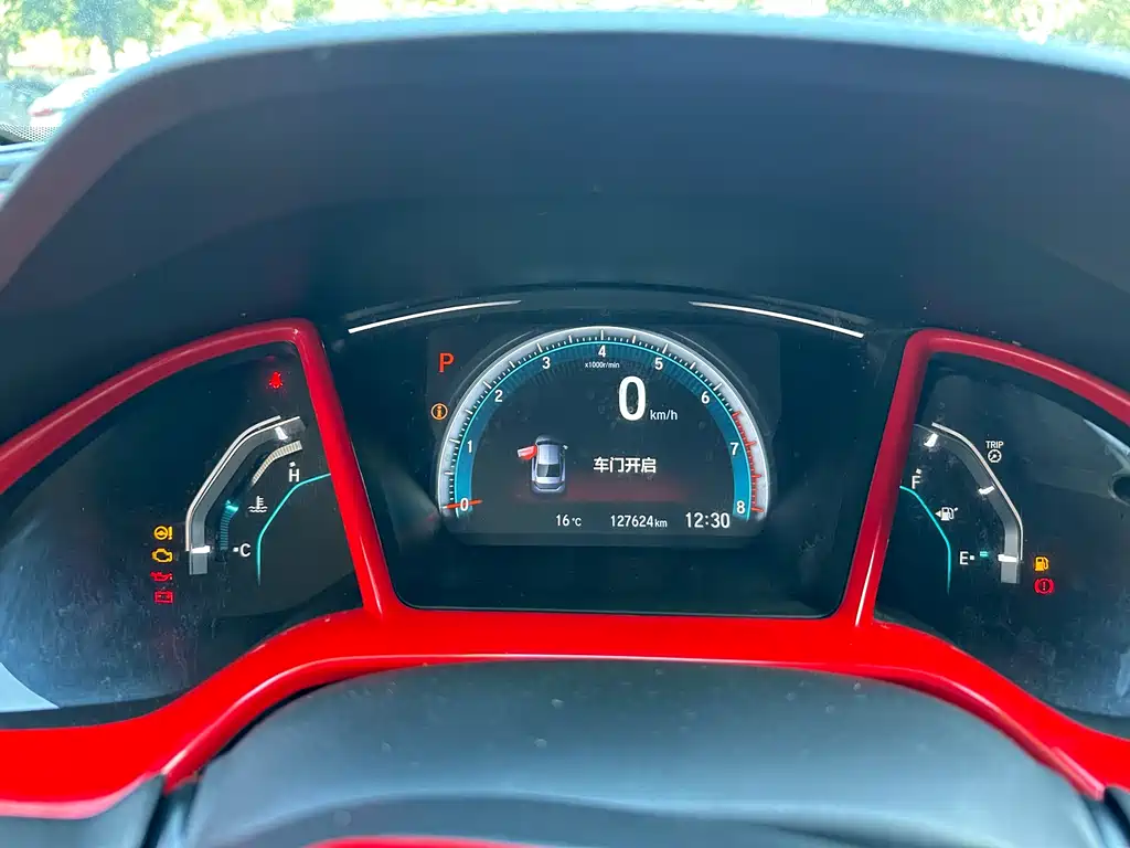 Honda Civic 2018 — фото 16