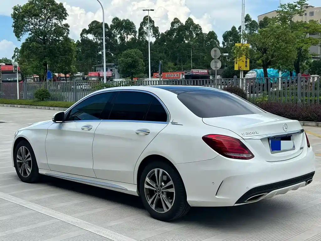 Mercedes-Benz C-Class 2017