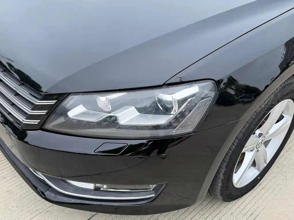 Volkswagen Passat 2015 — фото 9