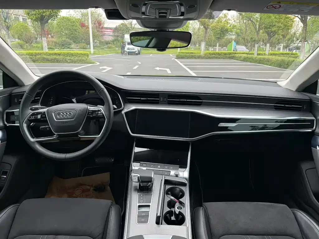 Audi A7L 2023 — фото 11