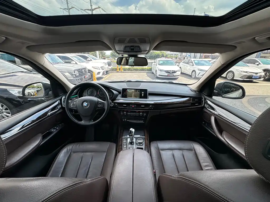 BMW X5 2015 — фото 15