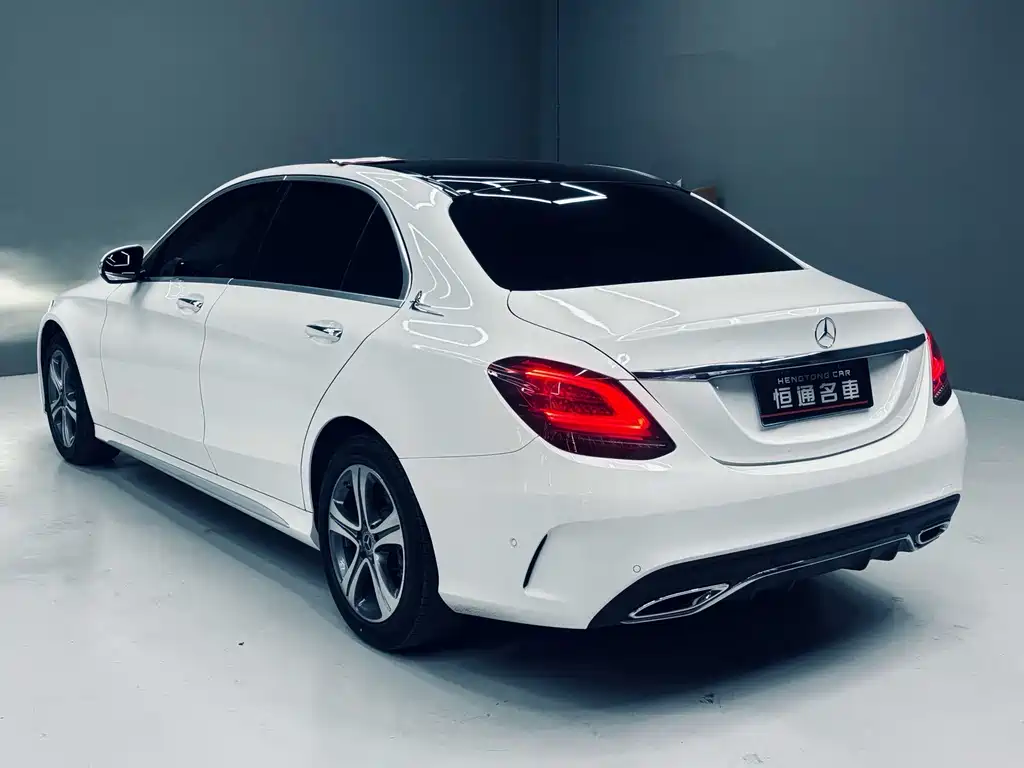 Mercedes-Benz C-Class 2019 — фото 3
