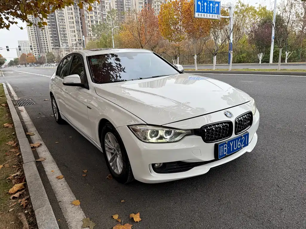 BMW 3 Series 2012 — фото 3