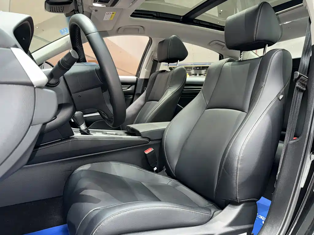 Honda Accord 2022 — фото 16