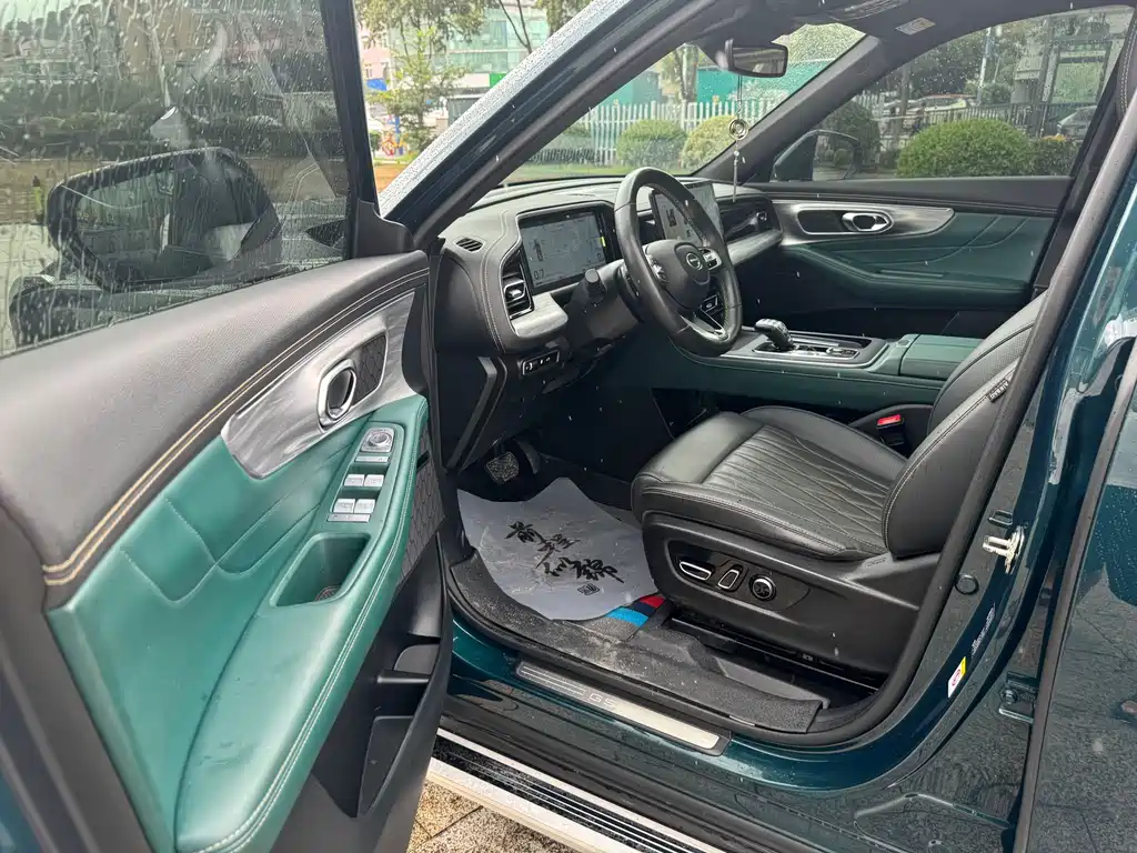 GAC Motor Trumpchi GS8 2023 — фото 12