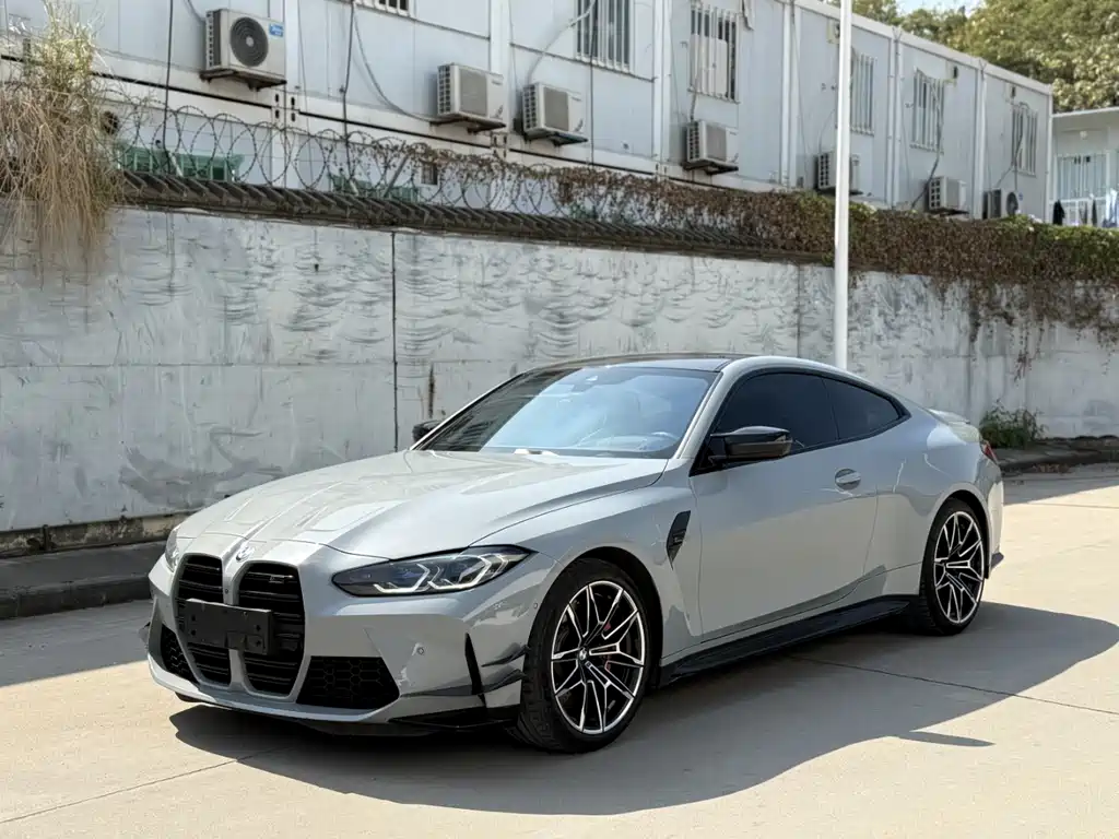 BMW M4 2022
